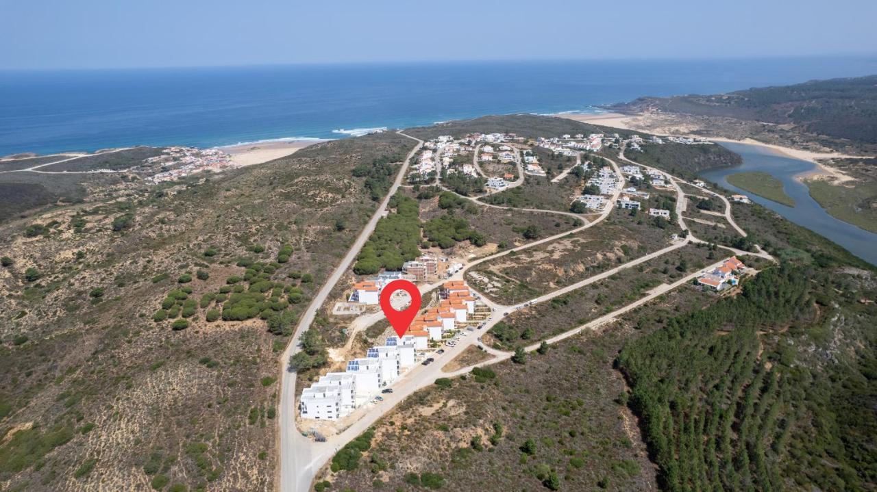O Macarico - Walking Distance To Monte Clerigo And Amoreira Beaches * Aljezur